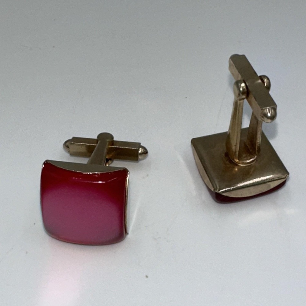 Vintage Gold Tone Glass Stone Vibrant Pink Men's Cufflinks Mid century